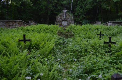 Prace porządkowe na cmentarzach z I Wojny Światowej #2 - źródło: Klub Górski Orły