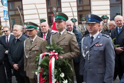 W Nowym Sączu powstała tablica memoratywna oraz izba pamięci śp. Lecha Kaczyńskiego. #20