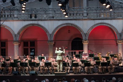 Orkiestra Reprezentacyjna SG podczas Festiwalu „Wawel o zmierzchu”