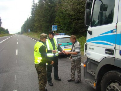 Funkcjonariusze PSG w Zakopanem podczas polsko-słowackich patroli