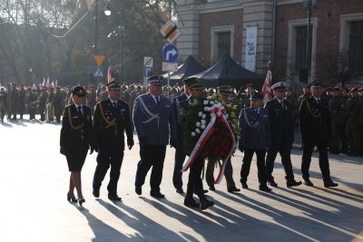 Uroczyste obchody Święta Niepodległości w woj. małopolskim i świętokrzyskim - fot. KWP Kraków