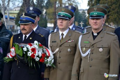 Uroczyste obchody Święta Niepodległości w woj. małopolskim i świętokrzyskim -  fot. UM Nowy Sącz