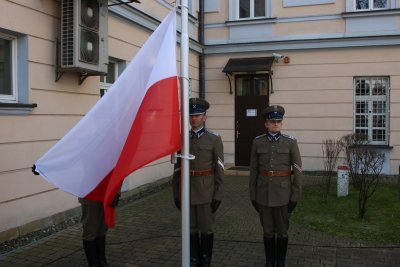 Uroczysty apel z okazji odzyskania przez Polskę niepodległości