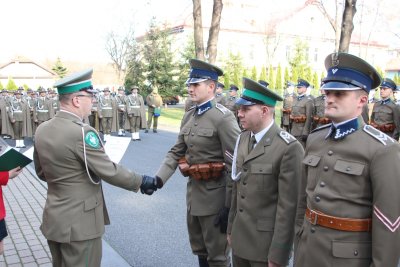 Uroczysty apel z okazji odzyskania przez Polskę niepodległości