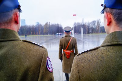 Funkcjonariusze Karpackiego Oddziału Straży Granicznej przed Grobem Nieznanego Żołnierza #5 