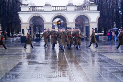 Funkcjonariusze Karpackiego Oddziału Straży Granicznej przed Grobem Nieznanego Żołnierza #23 