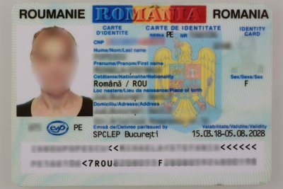 Fałszywy dokument tożsamości kupiony w sieci