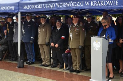 Zastępca Komendanta KaOSG podczas uroczystości.