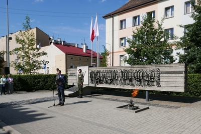 82. rocznica deportacji pierwszego transportu Polaków do niemieckiego obozu Auschwitz 