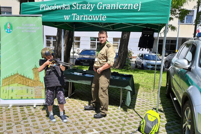 Wystawa, prelekcje i piknik ze służbami mundurowymi w Tarnowie 