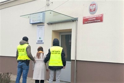 Współdziałanie funkcjonariuszy Karpackiego Oddziału Straży Granicznej z Policją w ramach ogólnopolskiej akcji „Poszukiwany”